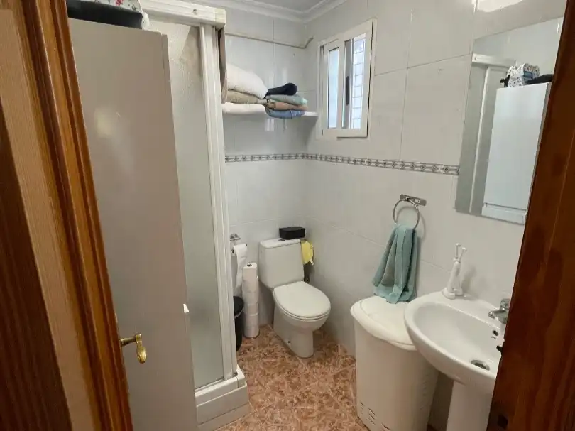 Baño de Piso en venta en Cartagena con Aire acondicionado, Terraza y Balcón