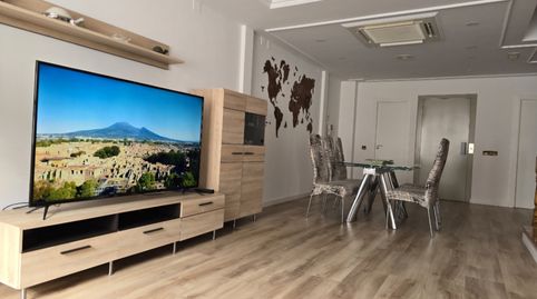 Casa adosada en venta en Carrer Els Furs, 11, Rafelbuñol / Rafelbunyol, Valencia - imagen 2 Foto 2 de Casa adosada en venta en Carrer Els Furs, 11, Rafelbuñol / Rafelbunyol, Valencia