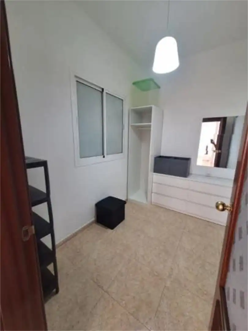 Piso de alquiler en Casa Ayala - Costa Ayala Habitación de Piso de alquiler en Las Palmas de Gran Canaria con Amueblado