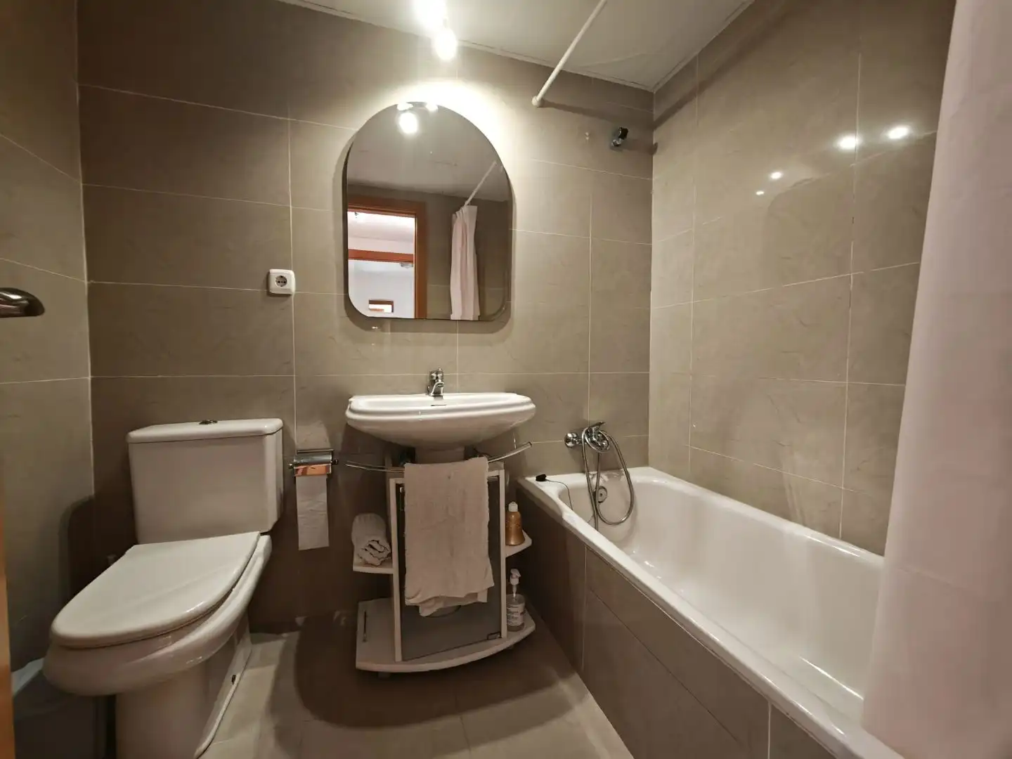 Apartments for rent in Calle Héroe de Sostoa, 112, La Princesa Bathroom of Apartments for rent in Málaga Capital