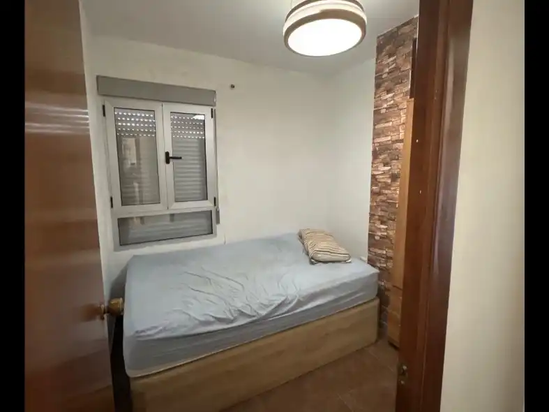 Piso en venta en Avenida Aragón, 7, Villar del Arzobispo Habitación de Piso en venta en Villar del Arzobispo con Aire acondicionado, Calefacción y Terraza