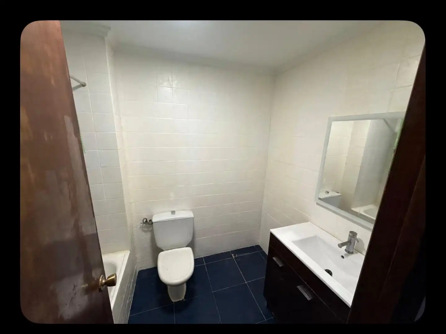 Piso en venta en Avenida Aragón, 7, Villar del Arzobispo Baño de Piso en venta en Villar del Arzobispo con Aire acondicionado, Calefacción y Terraza