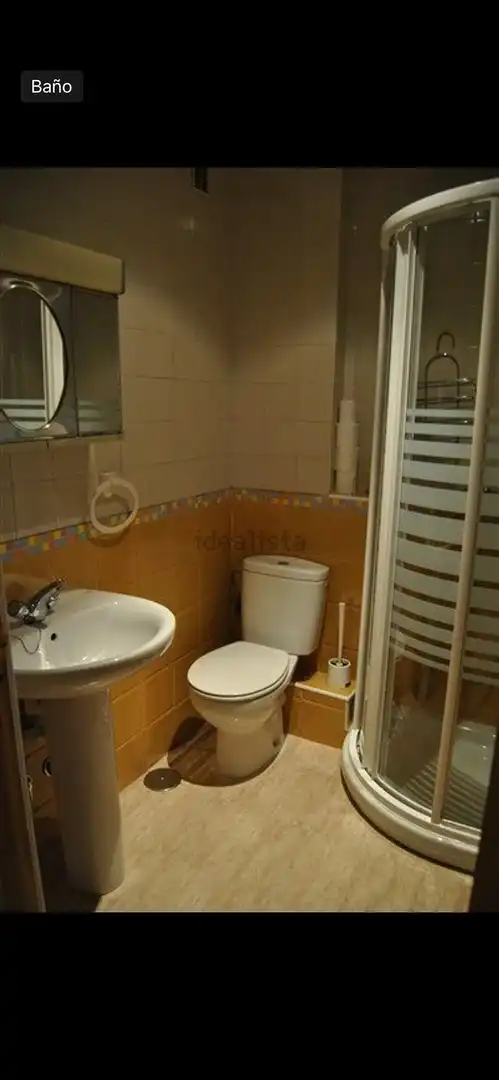 Flat for rent in Calle República Dominicana, 4, Santa Teresa-Vista Hermosa Bathroom of Flat for rent in Toledo with Air Conditioner, Heating and Parquet flooring