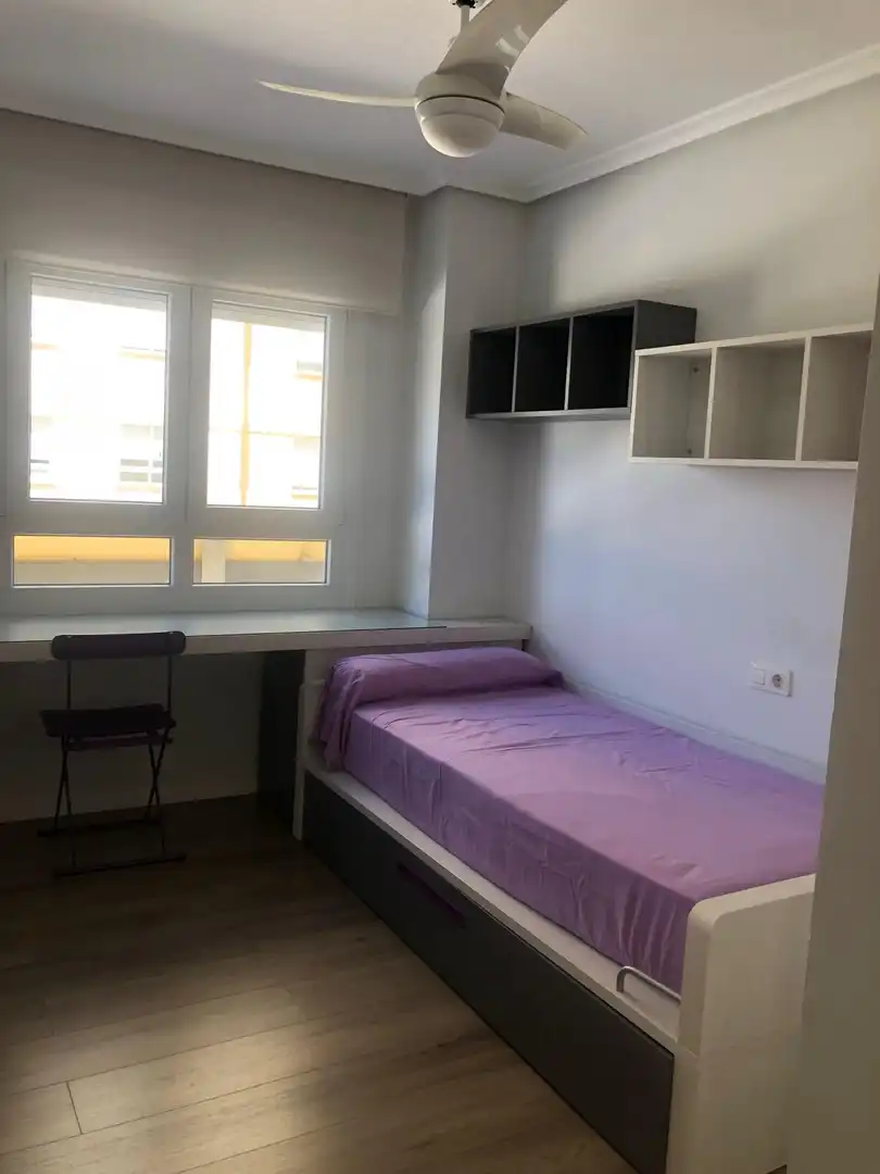 Habitación de Piso de alquiler en Elda con Aire acondicionado, Calefacción y Parquet