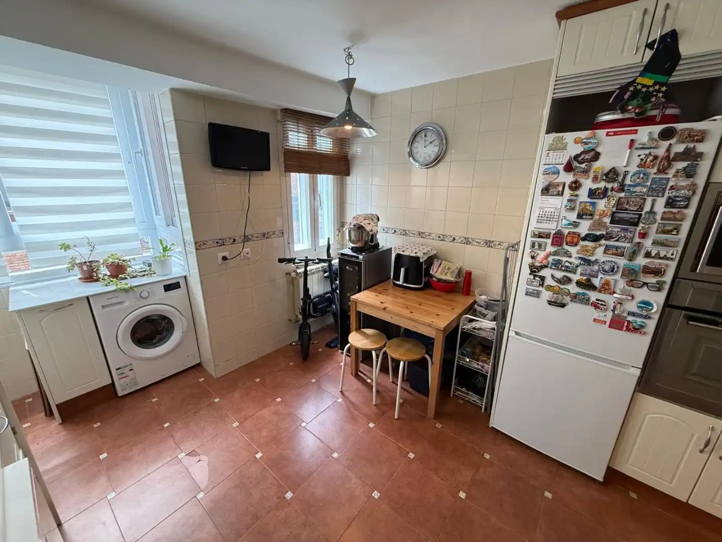 Flat for sale in Calle de Madrid, 25, Casco Antiguo Kitchen of Flat for sale in Leganés with Air Conditioner and Heating
