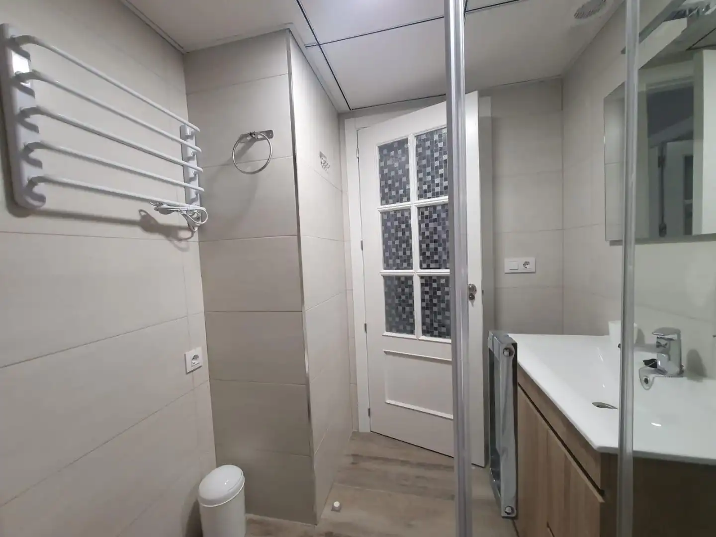 Bany de Pis de lloguer en Mérida amb Aire condicionat i Moblat