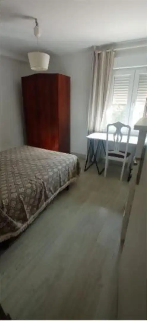 Flat for rent in Vista Alegre - Parque Cruz Conde Bedroom of Flat for rent in Córdoba with Heating, Terrace and Furnished