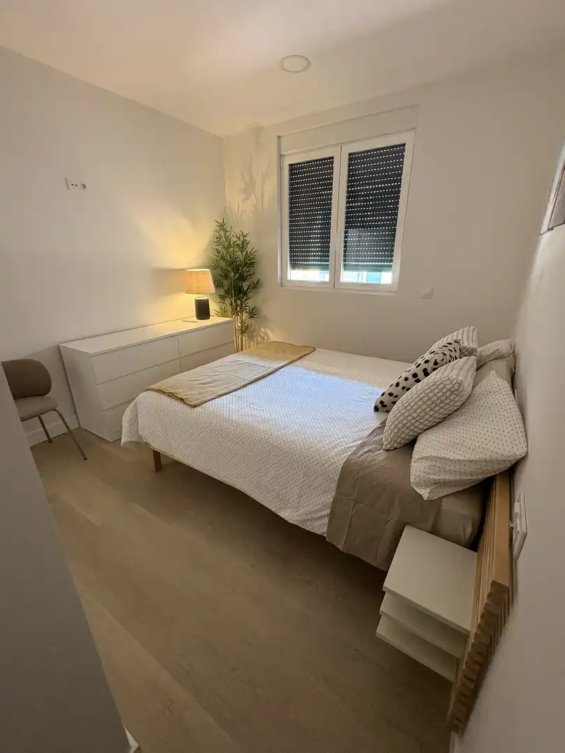 Planta baja de alquiler en Rua Daniel Silva, 3, Boqueixón Habitación de Planta baja de alquiler en Boqueixón con Aire acondicionado, Calefacción y Amueblado