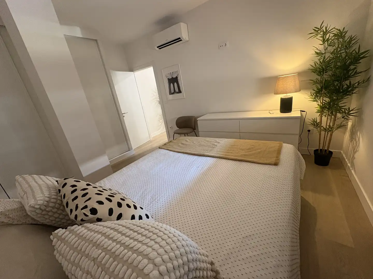 Planta baja de alquiler en Rua Daniel Silva, 3, Boqueixón Habitación de Planta baja de alquiler en Boqueixón con Aire acondicionado, Calefacción y Amueblado
