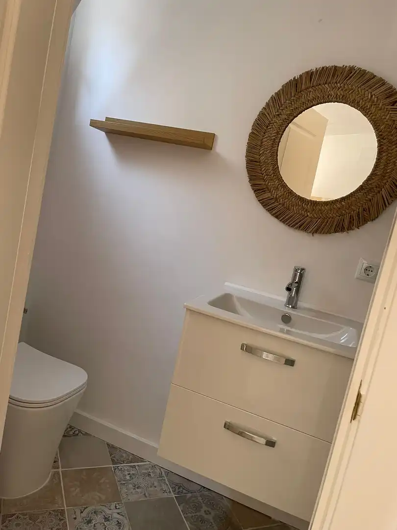 Flat for rent in Carrer Josep Maria Buck, 21, Pont Nou - Corazón de Jesús Bathroom of Flat for rent in Elche / Elx with Air Conditioner, Heating and Terrace