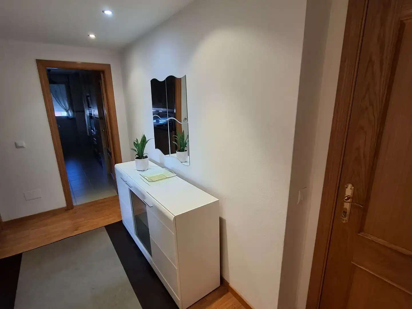 Piso en venta en El Soto Piso en venta en León Capital con Calefacción, Jardín privado y Parquet