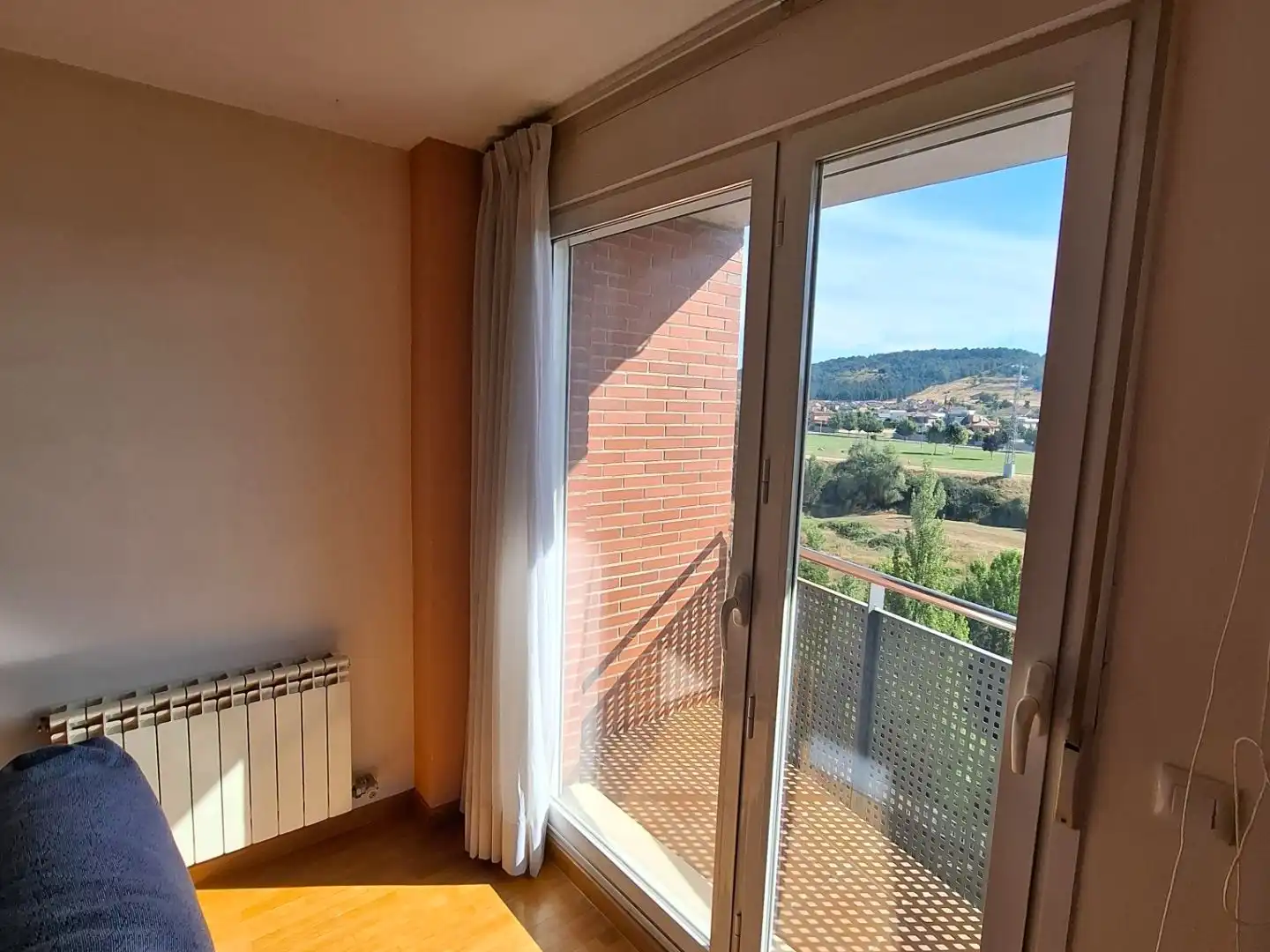 Piso en venta en El Soto Terraza de Piso en venta en León Capital con Calefacción, Jardín privado y Parquet