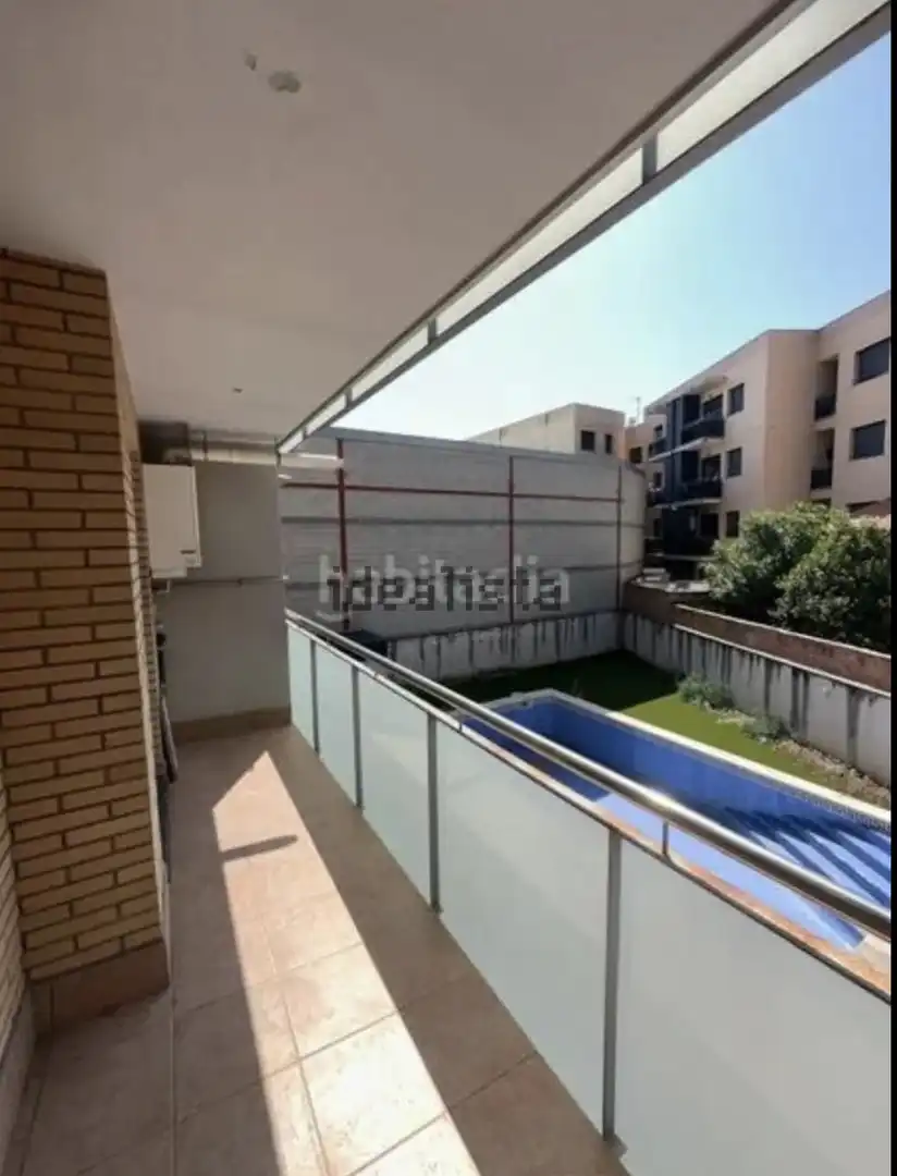 Swimming pool of Flat for sale in Alcarràs  with Air Conditioner, Swimming Pool and Balcony