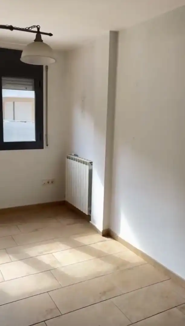 Flat for sale in Alcarràs  with Air Conditioner, Swimming Pool and Balcony