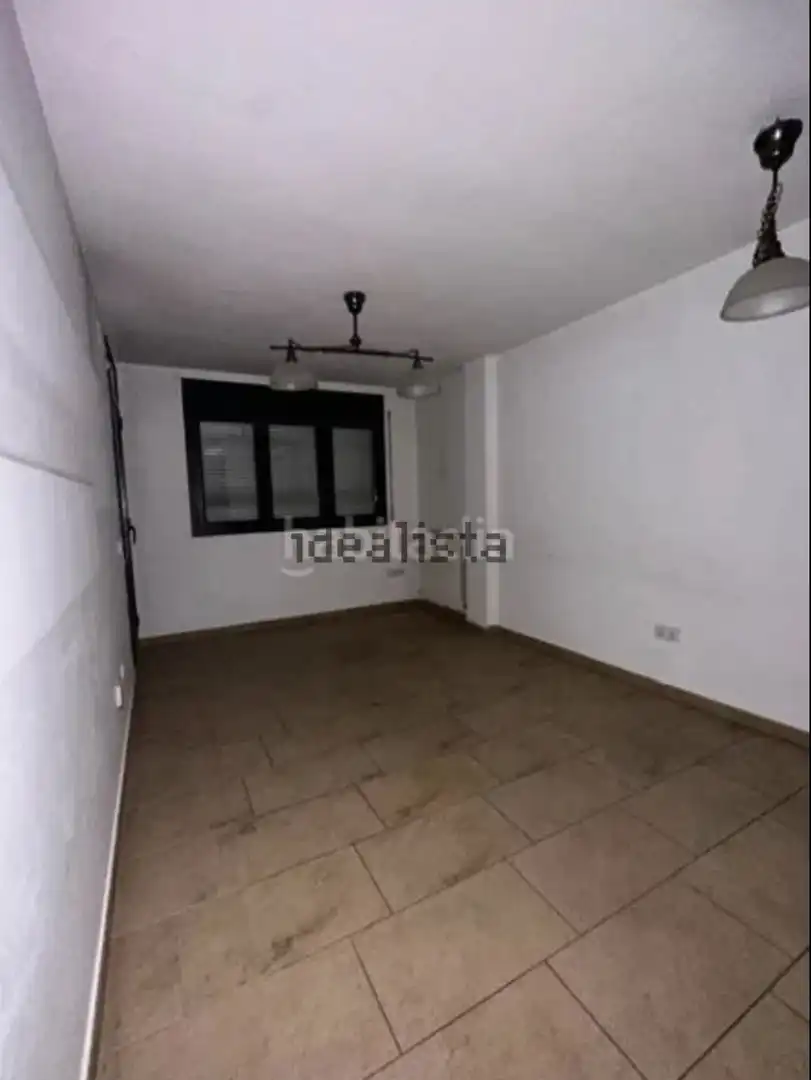 Flat for sale in Alcarràs  with Air Conditioner, Swimming Pool and Balcony