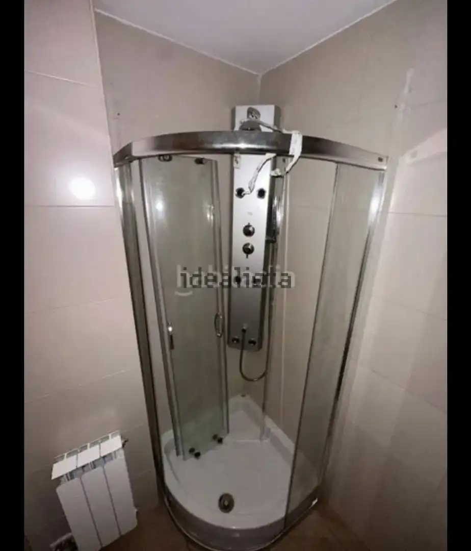 Bathroom of Flat for sale in Alcarràs  with Air Conditioner, Swimming Pool and Balcony