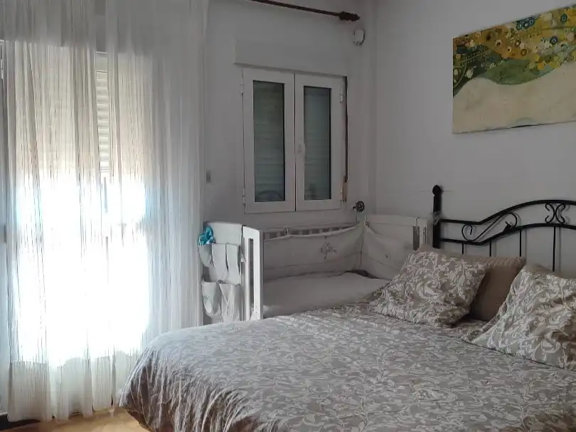 Flat for sale in Calle la Carpa, 1, San García Bedroom of Flat for sale in Algeciras with Air Conditioner and Balcony