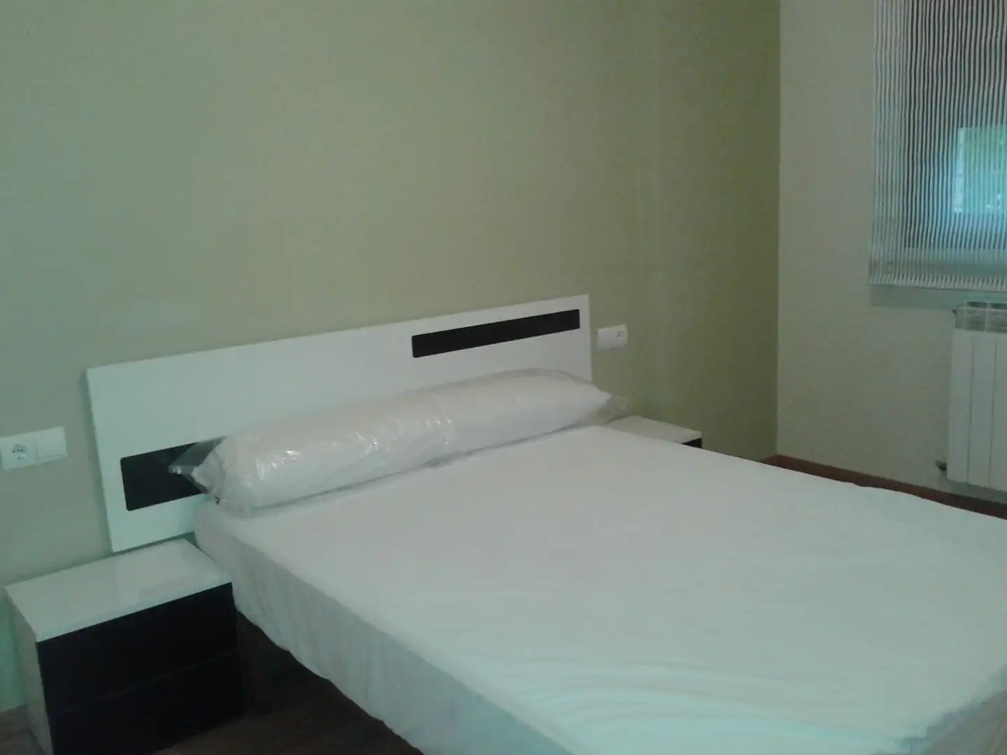 Flat for rent in Calle Bravo de Saravia, 11, Calaverón - Pajaritos Bedroom of Flat for rent in Soria Capital with Heating, Furnished and Community parking