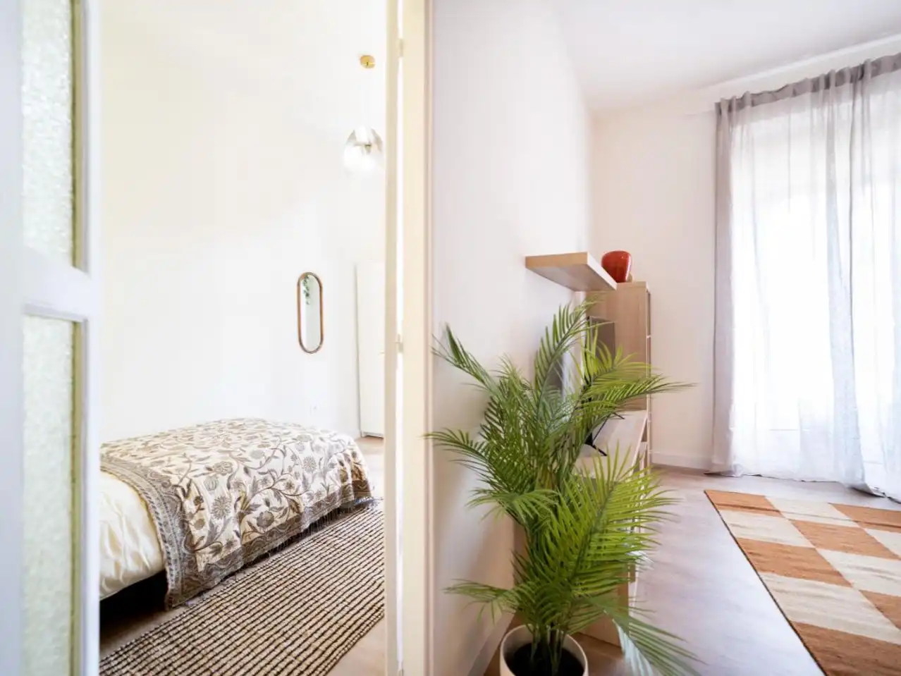 Habitación de Piso de alquiler en  Madrid Capital con Aire acondicionado y Balcón