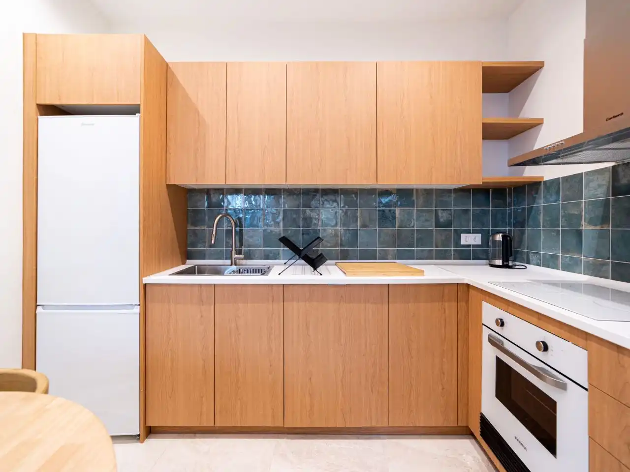 Cocina de Piso de alquiler en  Madrid Capital con Aire acondicionado y Balcón