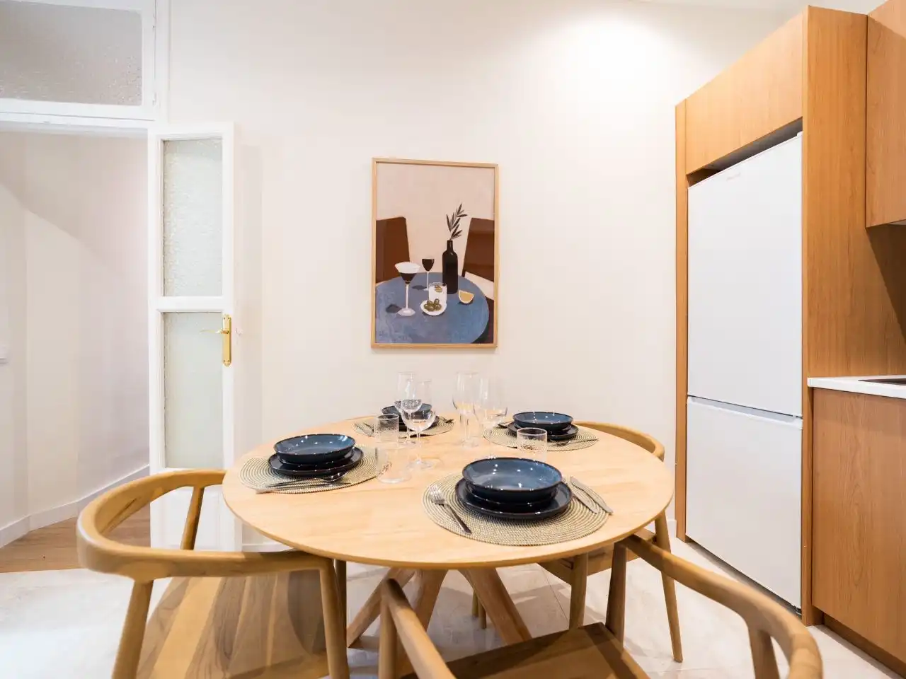 Comedor de Piso de alquiler en  Madrid Capital con Aire acondicionado y Balcón