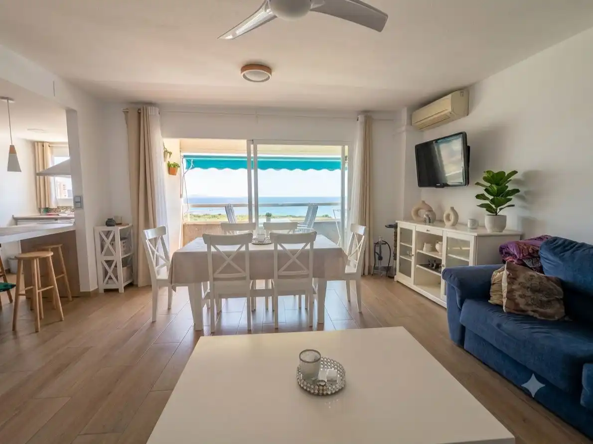 Flat for rent in Avenida Jaime I el Conquistador, Playa Muchavista Dining room of Flat for rent in El Campello with Air Conditioner, Swimming Pool and Furnished