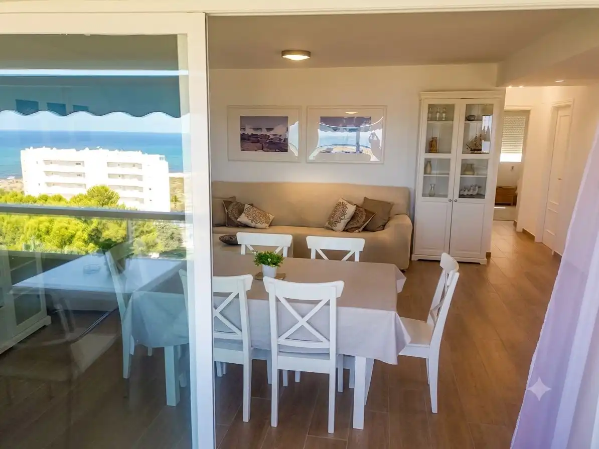 Flat for rent in Avenida Jaime I el Conquistador, Playa Muchavista Dining room of Flat for rent in El Campello with Air Conditioner, Swimming Pool and Furnished