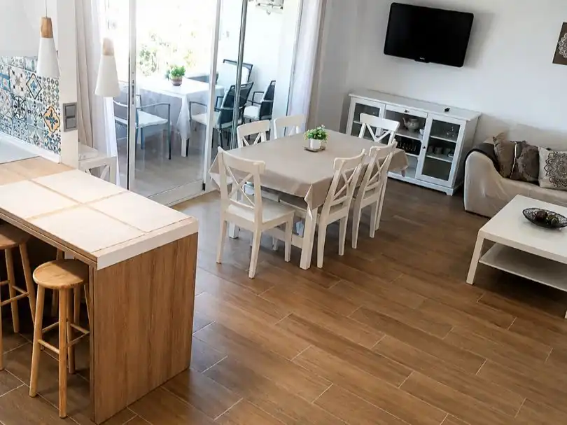 Flat for rent in Avenida Jaime I el Conquistador, Playa Muchavista Dining room of Flat for rent in El Campello with Air Conditioner, Swimming Pool and Furnished