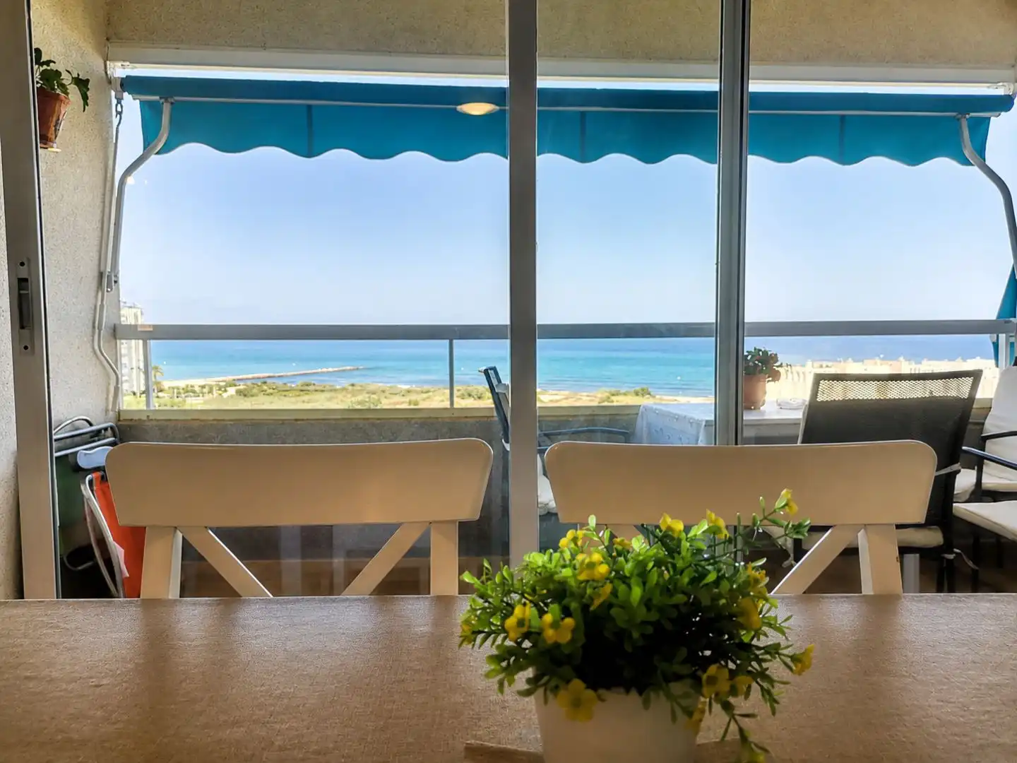 Flat for rent in Avenida Jaime I el Conquistador, Playa Muchavista Flat for rent in El Campello with Air Conditioner, Swimming Pool and Furnished