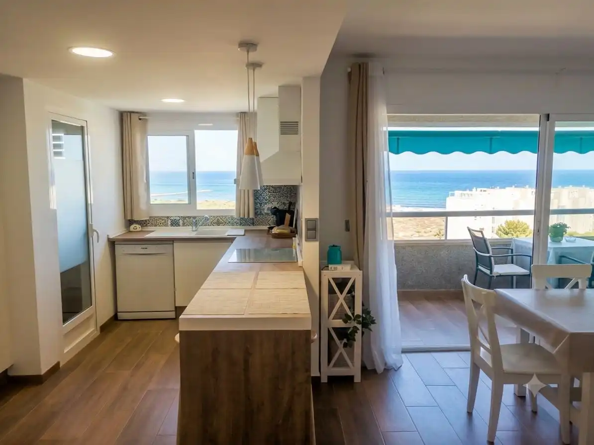 Flat for rent in Avenida Jaime I el Conquistador, Playa Muchavista Kitchen of Flat for rent in El Campello with Air Conditioner, Swimming Pool and Furnished