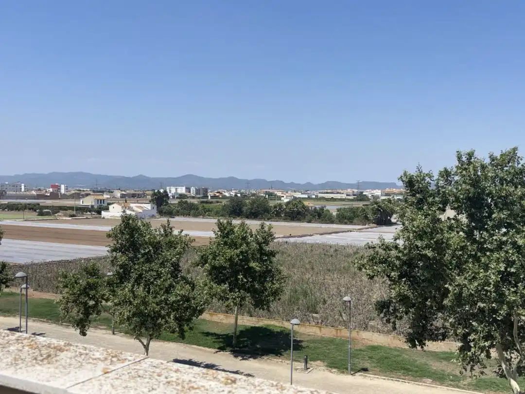 Ático de alquiler en Carrer Drets Humans, 14, Les Boqueres - Santa Quiteria Ático de alquiler en Almazora / Almassora con Aire acondicionado, Parquet y Terraza