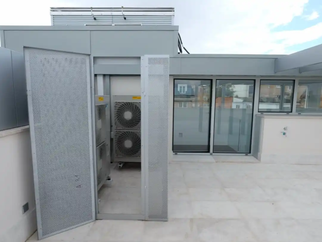 Vista exterior de Casa o chalet de alquiler en Madrid con Aire acondicionado, Calefacción y Jardín privado