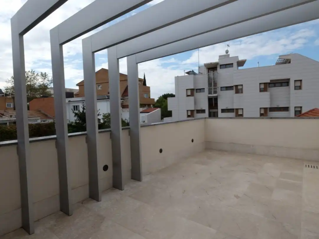 Terraza de Casa o chalet de alquiler en Madrid con Aire acondicionado, Calefacción y Jardín privado