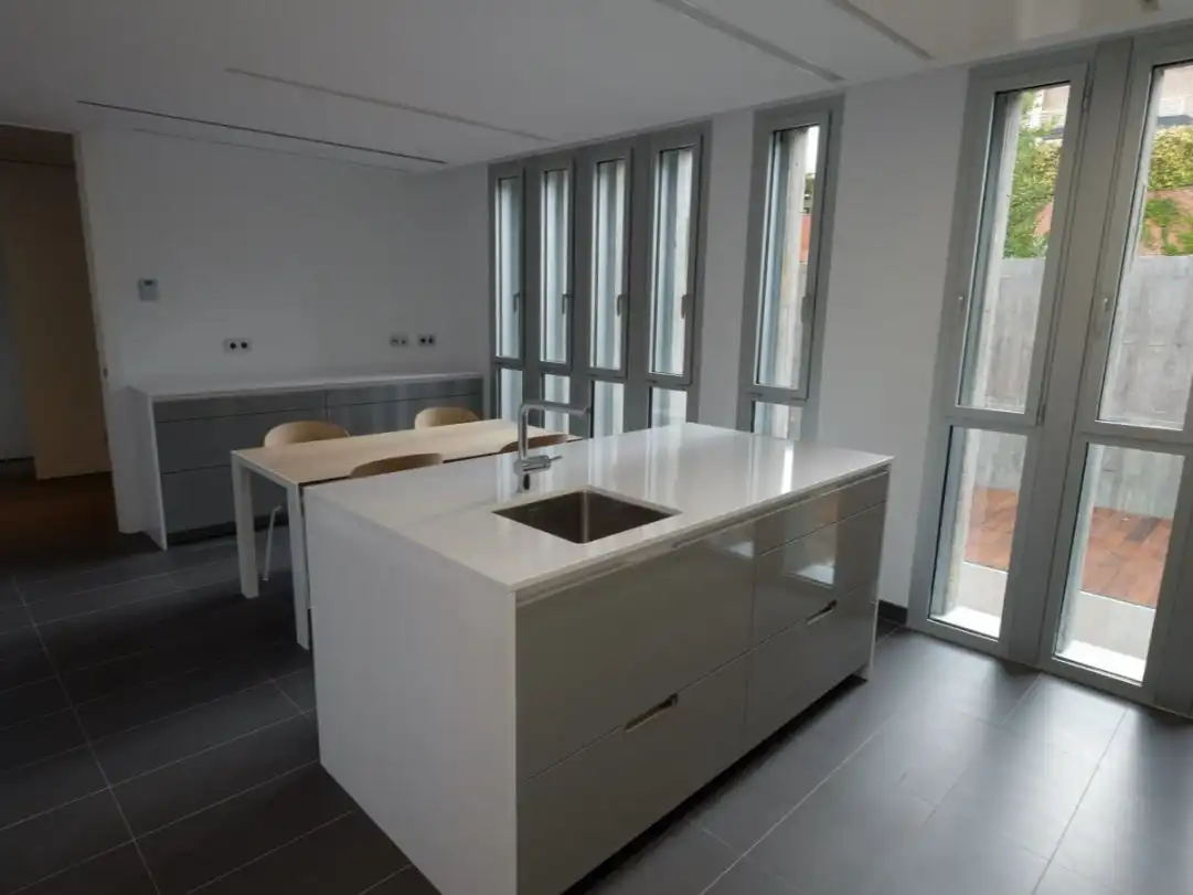 Cocina de Casa o chalet de alquiler en Madrid con Aire acondicionado, Calefacción y Jardín privado