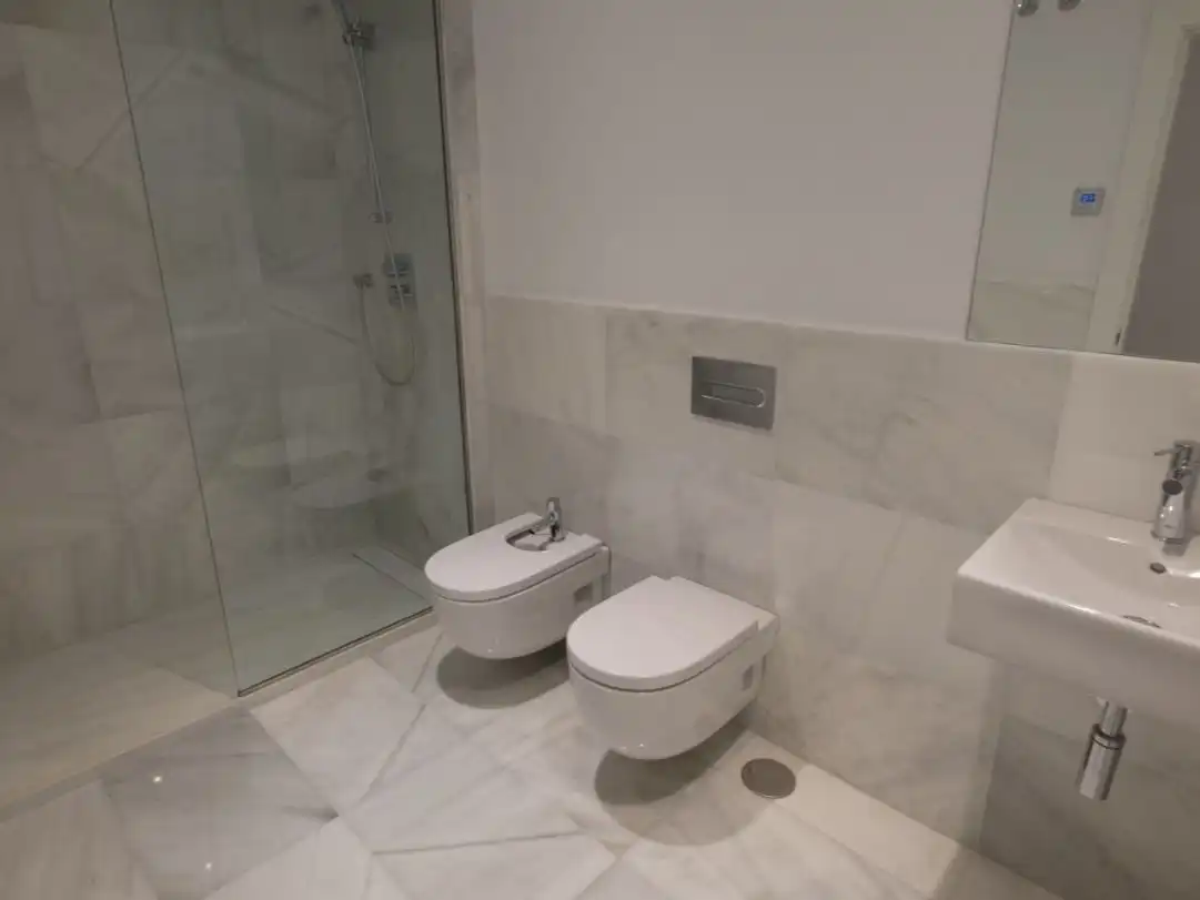 Baño de Casa o chalet de alquiler en Madrid con Aire acondicionado, Calefacción y Jardín privado