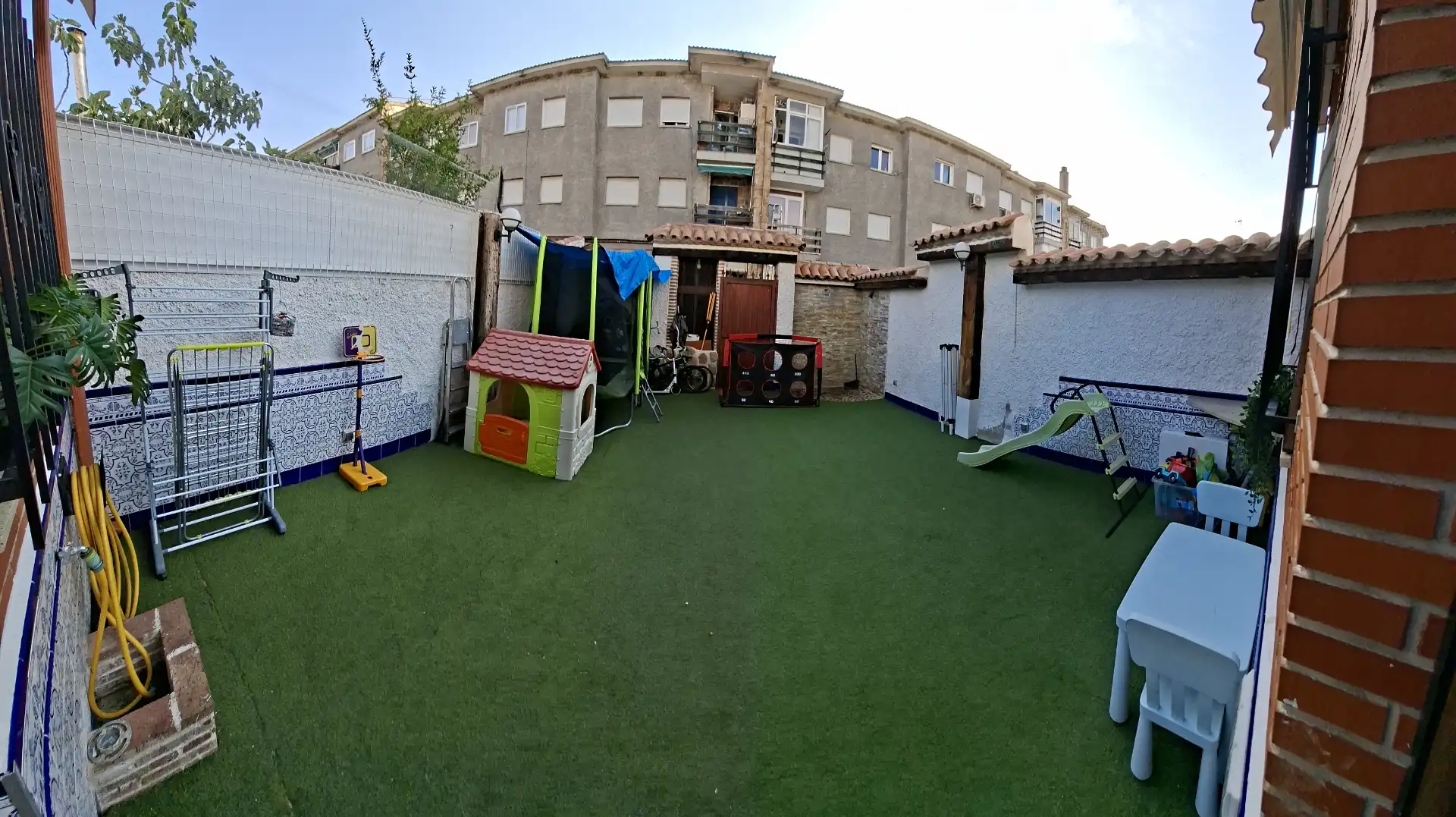 Detached homes for sale in Calle Santa Marta, 8, Aldea del Fresno Garden of Detached homes for sale in Aldea del Fresno with Air Conditioner
