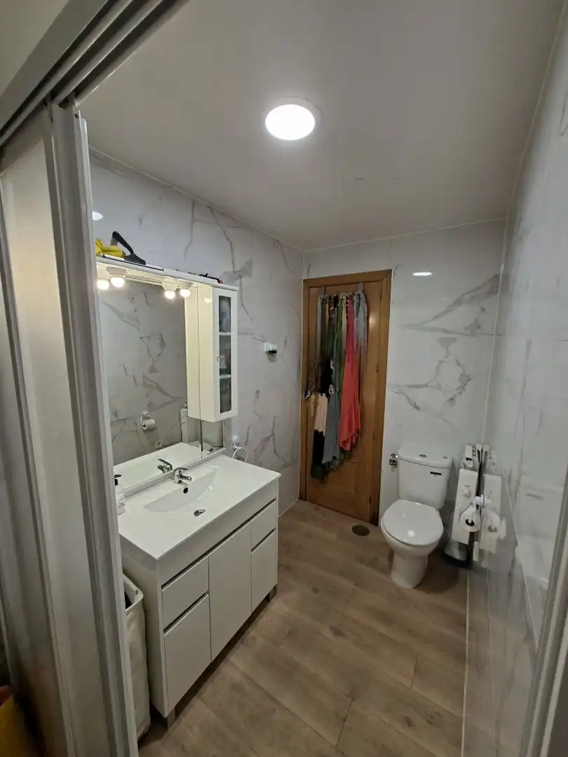 Detached homes for sale in Calle Santa Marta, 8, Aldea del Fresno Bathroom of Detached homes for sale in Aldea del Fresno with Air Conditioner