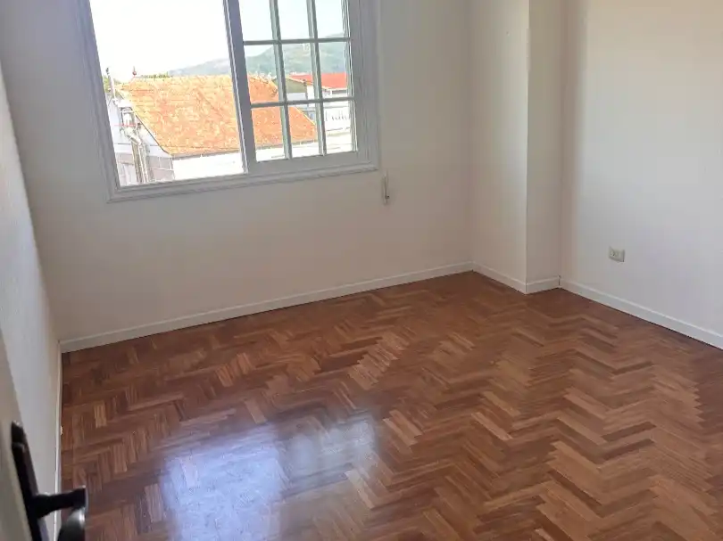 Schlafzimmer von Wohnung zum Verkauf in Tui mit Heizung, Parkett und Terrasse