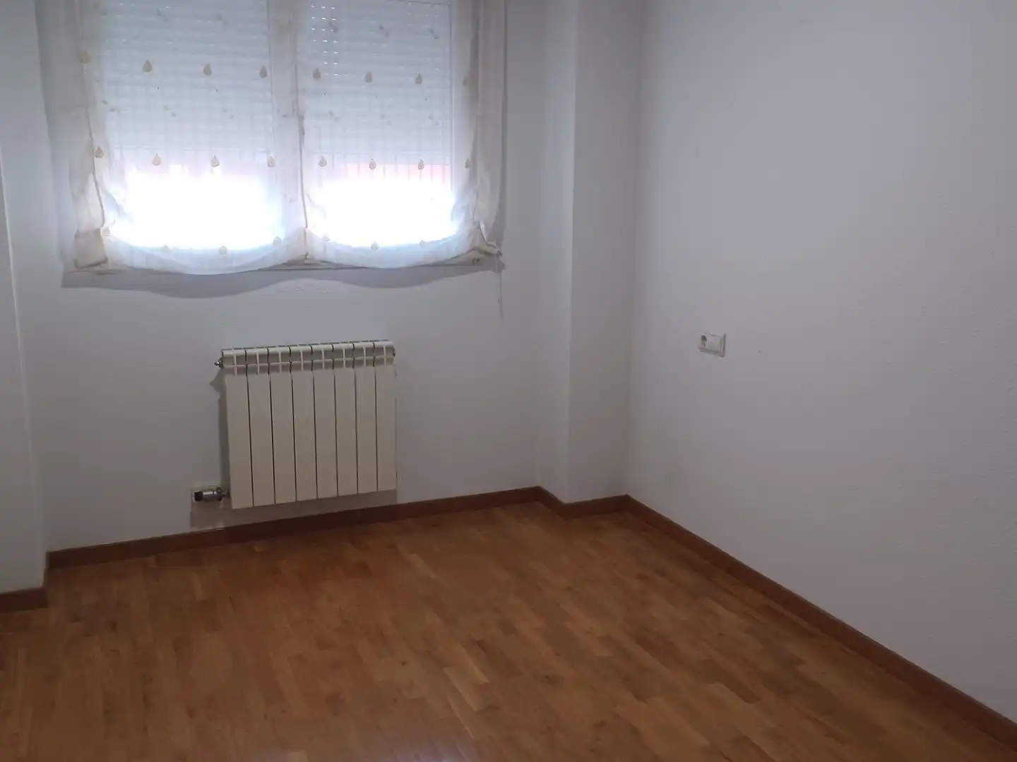 Flat for rent in Calle Sinaloa, 2, Las Eras de Renueva Bedroom of Flat for rent in León Capital with Heating, Parquet flooring and Terrace