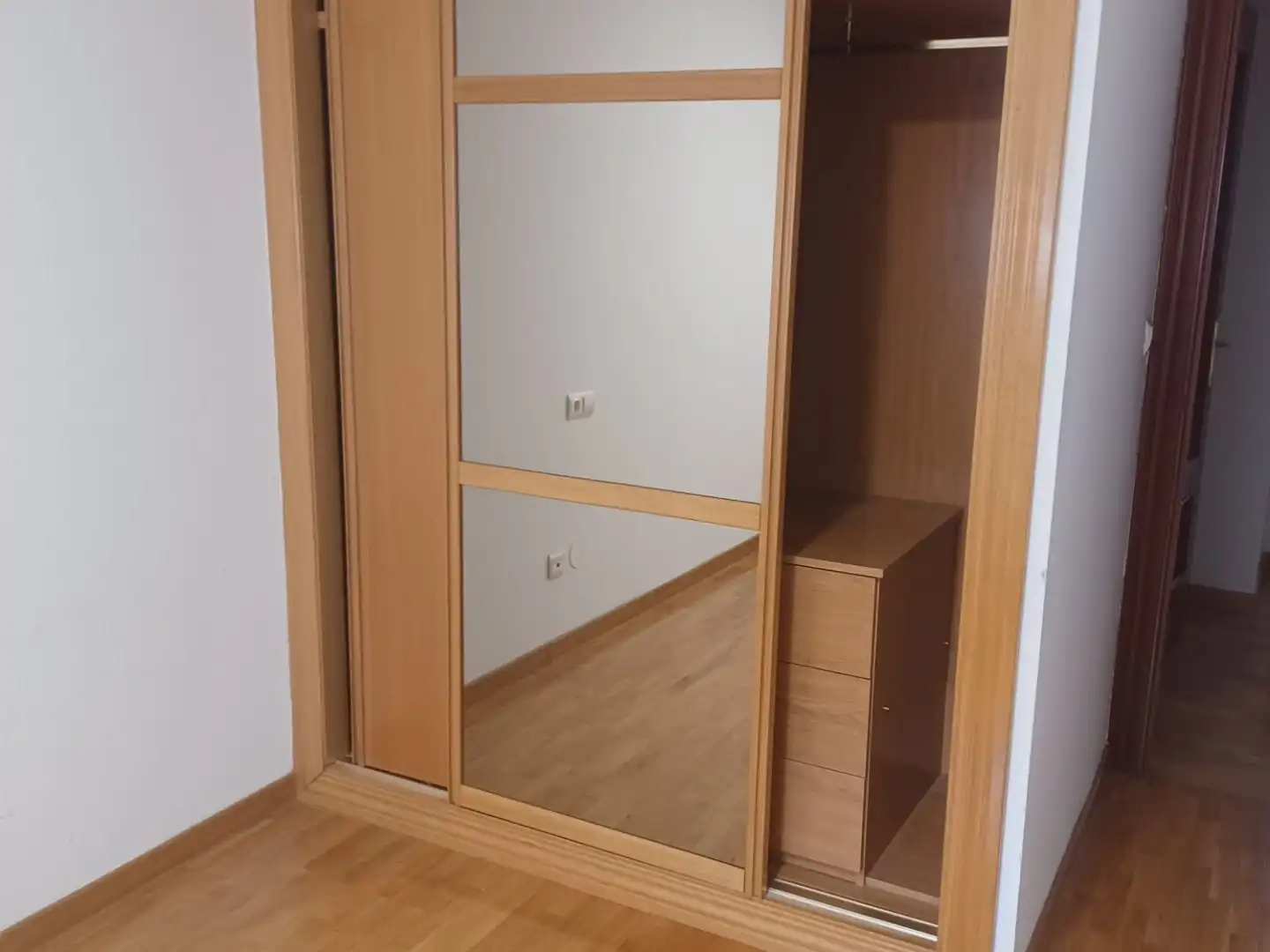 Flat for rent in Calle Sinaloa, 2, Las Eras de Renueva Bedroom of Flat for rent in León Capital with Heating, Parquet flooring and Terrace