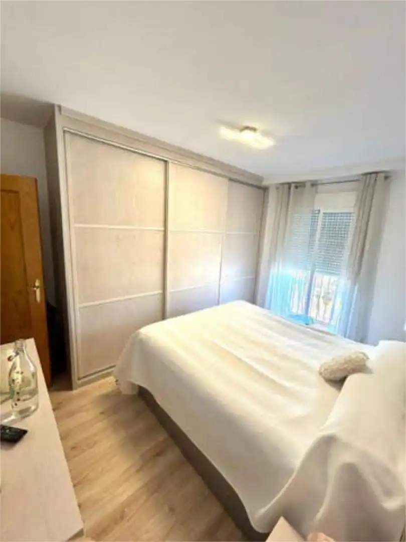 Flat for rent in San Francisco - Chorillo Bedroom of Flat for rent in Las Gabias with Swimming Pool