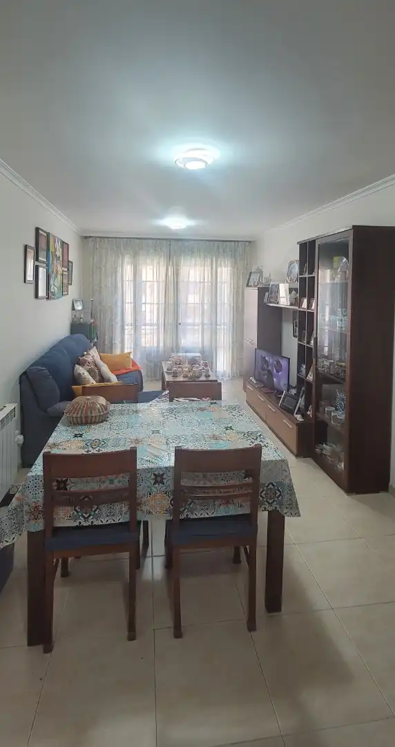 Piso en venta en Calella do Ecce Homo, Viveiro Sala de estar de Piso en venta en Viveiro con Calefacción, Trastero y Amueblado