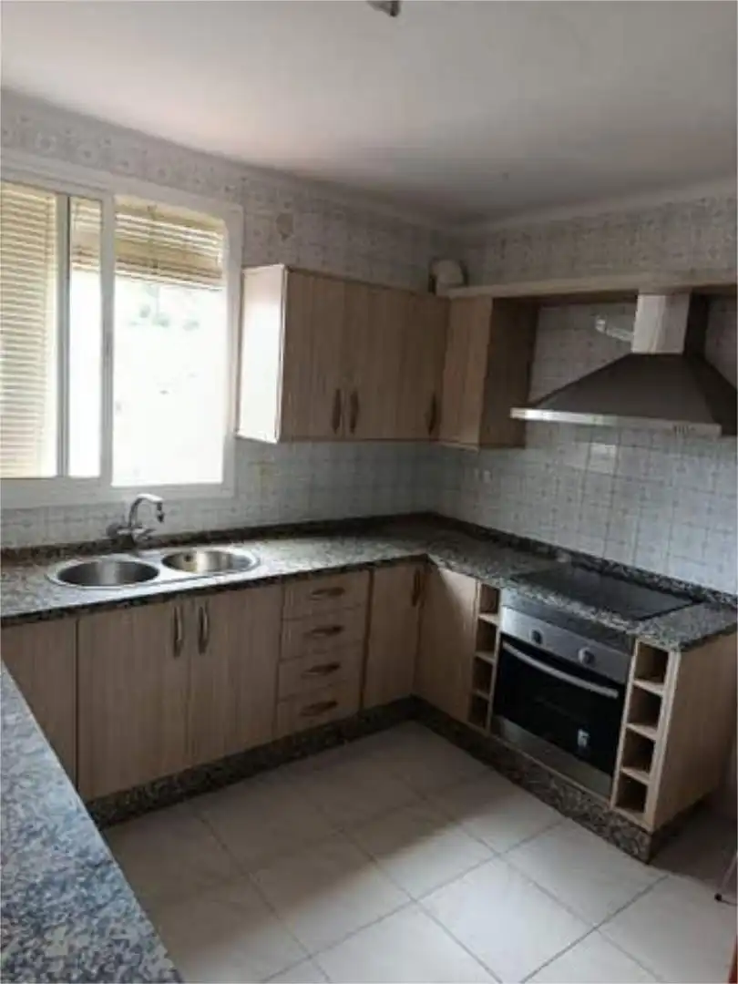 Casa o chalet en venta en Priego de Córdoba Cocina de Casa o chalet en venta en Priego de Córdoba con Calefacción, Jardín privado y Terraza