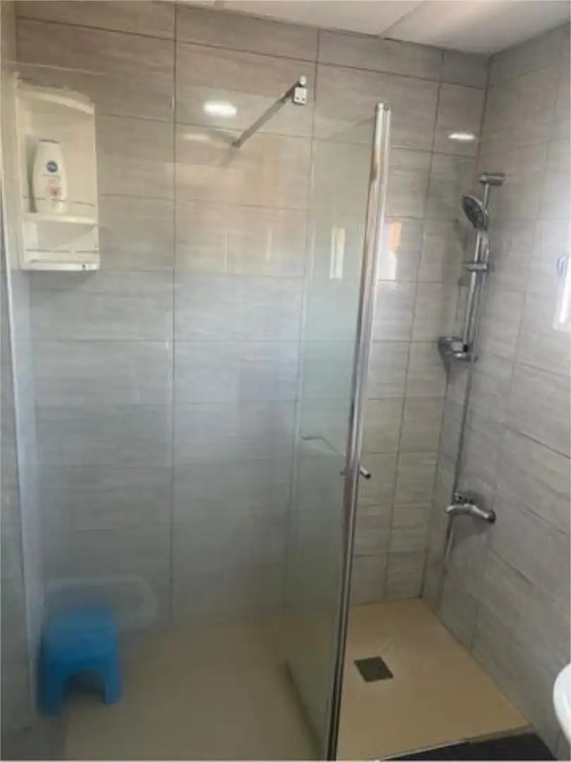 Apartamento de alquiler en Ciutat del Transport - La Salera Baño de Apartamento de alquiler en Castellón de la Plana / Castelló de la Plana con Terraza y Trastero