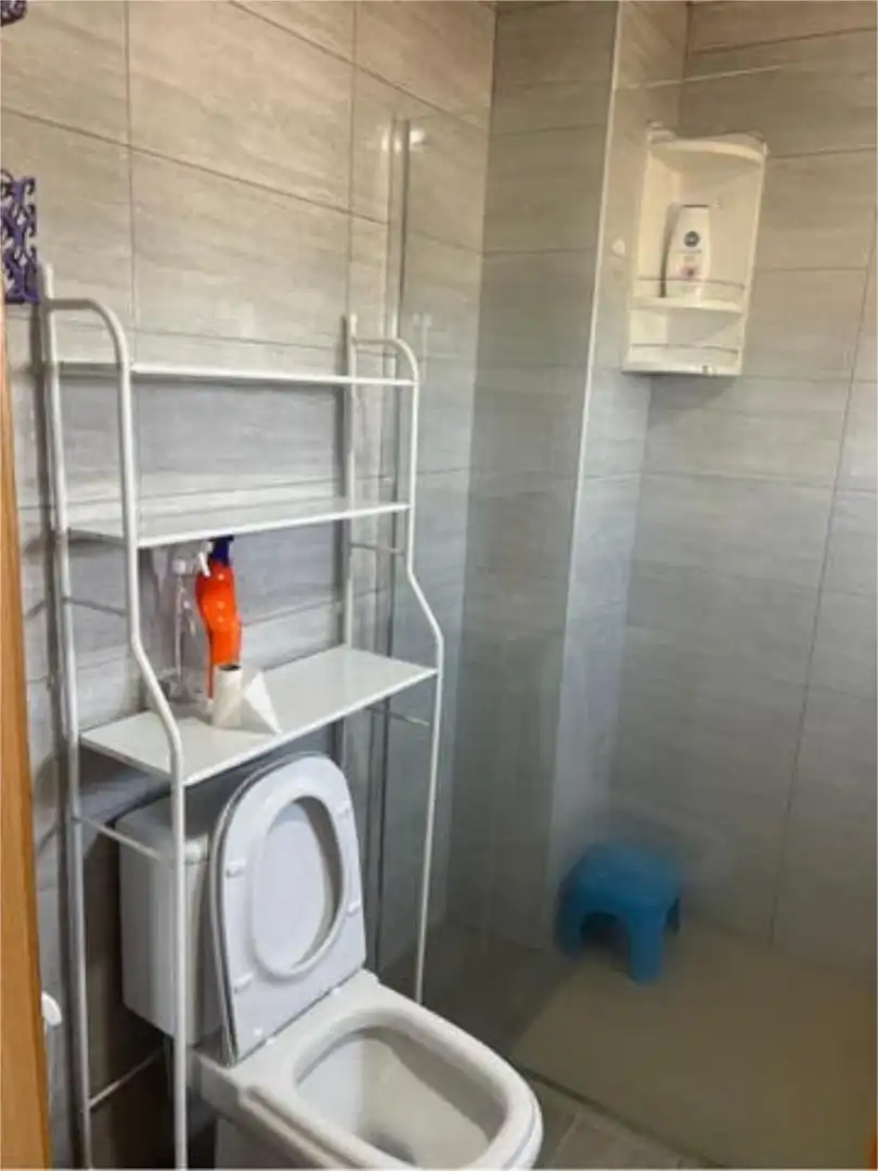Apartamento de alquiler en Ciutat del Transport - La Salera Baño de Apartamento de alquiler en Castellón de la Plana / Castelló de la Plana con Terraza y Trastero