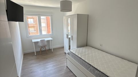Habitació a Calle General Vives, 34, Zona Alta, Ponferrada - imatge 5 Foto 5 de Habitació a Calle General Vives, 34, Zona Alta, Ponferrada