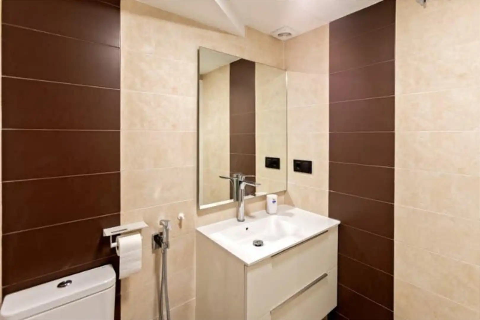 Apartments for sale in Nou Benicalap Bathroom of Apartments for sale in Valencia with Furnished