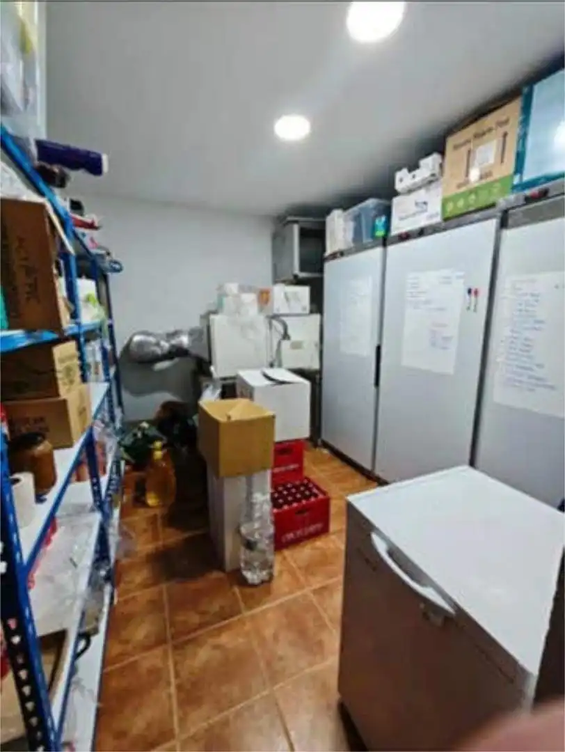 Local de alquiler en La Barriguilla Local de alquiler en Málaga con Aire acondicionado