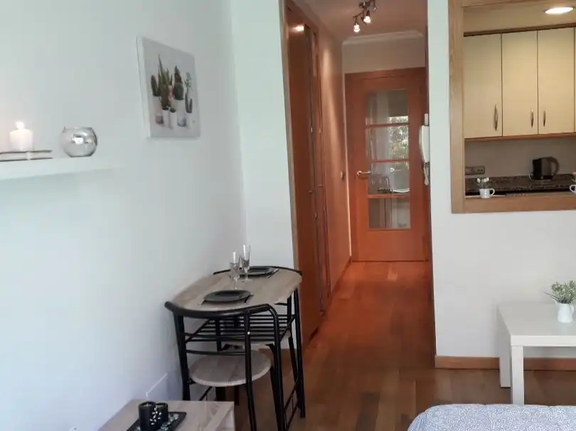 Study for rent in Vigo   with Heating, Private garden and Parquet flooring