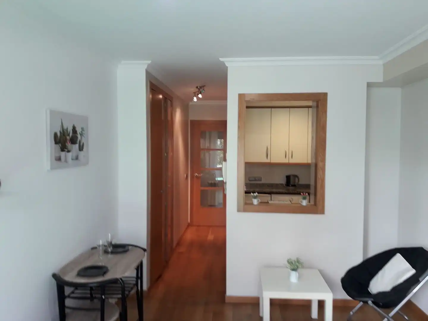 Study for rent in Vigo   with Heating, Private garden and Parquet flooring